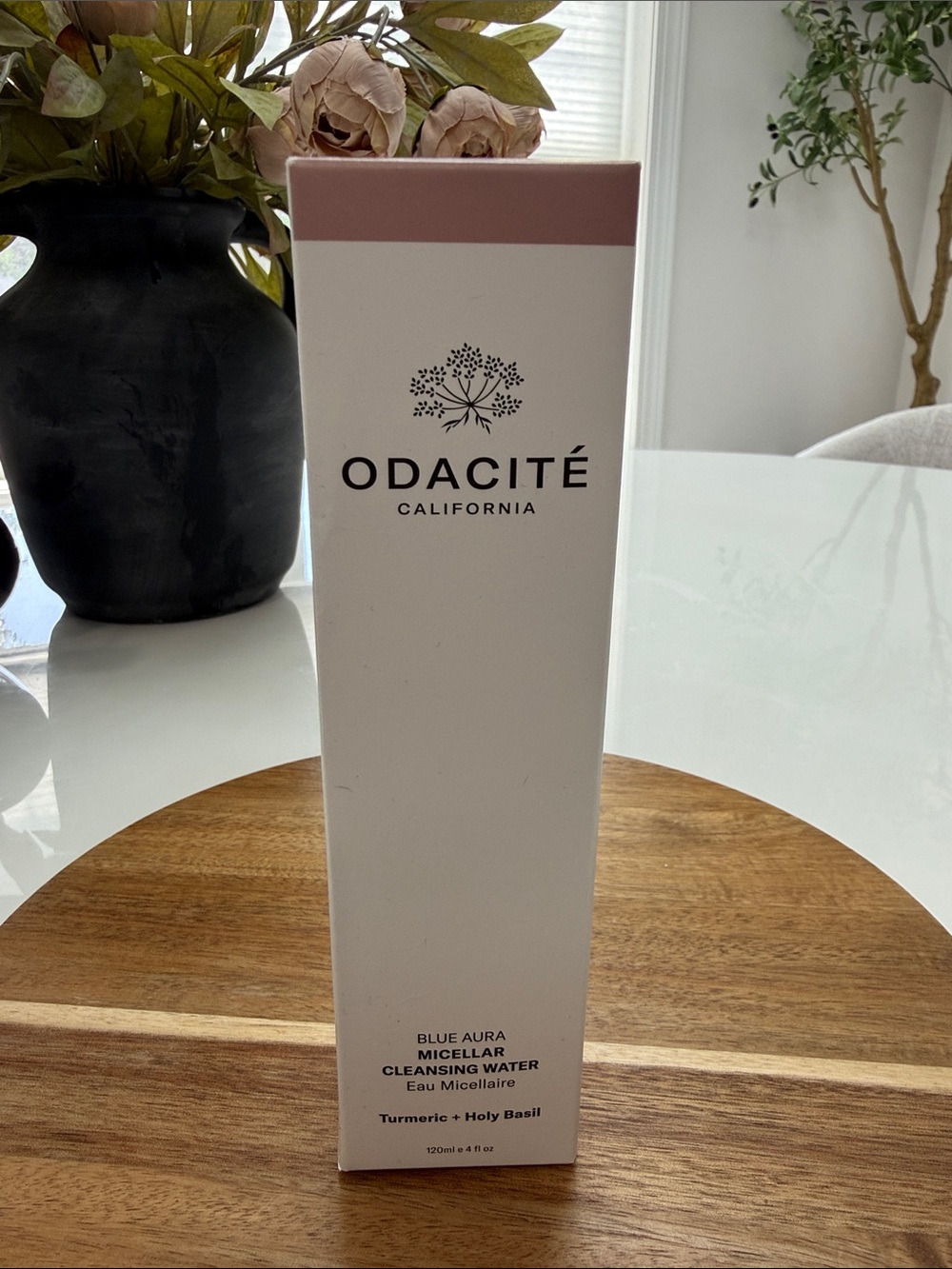 Odacite Blue Aura Micellar Cleansing Water